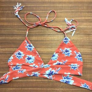 Acacia Lennox Top